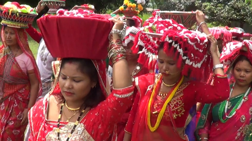 परिवारको सुख, शान्ति र दीर्घायुको कामनासहित जितिया पर्व मनाइँदै, प्रधानमन्त्री देउवाद्धारा शुभकामना