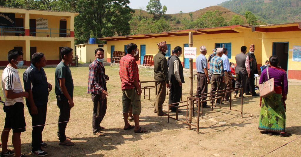 मतदानस्थलको सङ्ख्या बढ्यो, भाेट हाल्नकै लागि वास बस्न जानु नपर्ने आयोगको दाबी