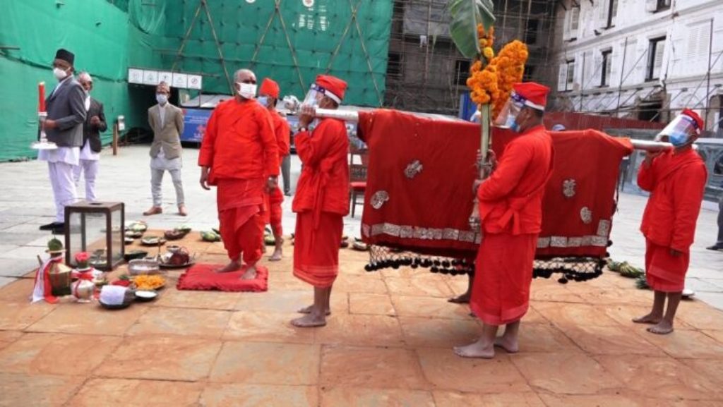 बडादशैँको आज सातौ दिन, घर-घरमा धार्मिक विधिपूर्वक पूजाआजा गरेर फूलपाती भित्र्याईदै