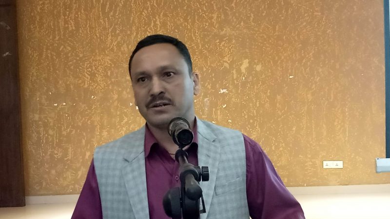 निर्वाचनलाई मर्यादित बनाउन सञ्चारमाध्यमको खबरदारी आवश्यक छ : प्रजिअ रेग्मी