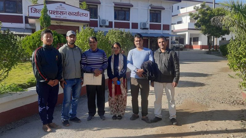 प्रमुख प्रशासकिय अधिकृतको ‘हिटलरी’ शासन भन्दै लमही नगरपालिकाका कर्मचारी आन्दोलित