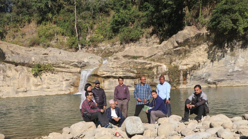 पर्यटकहरुकाे आकर्षक गन्तव्य बन्दै ताेरे दह