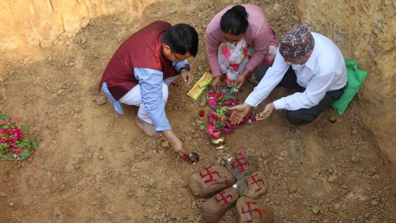 निलसागर सेवा आश्रम दाङले भवन निर्माण गर्न थाल्याे, अध्यक्ष विष्टद्धारा शिलान्यास