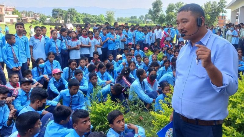 रोटरी क्लव अफ राप्तीले चलायो लागुपदार्थ दुव्र्यसन सम्बन्धी विद्यालय शिक्षा कार्यक्रम