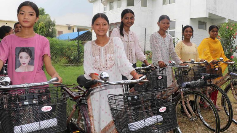 राप्ती गाउँपालिकाकाे ३ वटा वडामा सिपी नेपालद्वारा ३० जना विद्यार्थीलाई साइकल वितरण