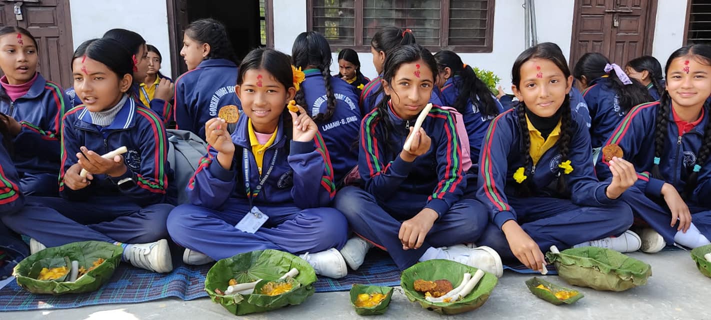 गोरखा स्कुलका विद्यार्थीद्धारा राप्ती थारु सामुदायिक होमस्टे तथा संग्राहलयको अवलोकन