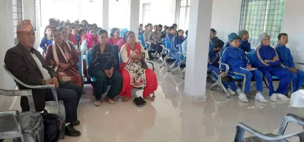 हरियाली सहकारीद्वारा बर्नहर्ट एकेडेमी लमहीका विद्यार्थीहरुलाई एक दिने वित्तीय साक्षरता प्रदान