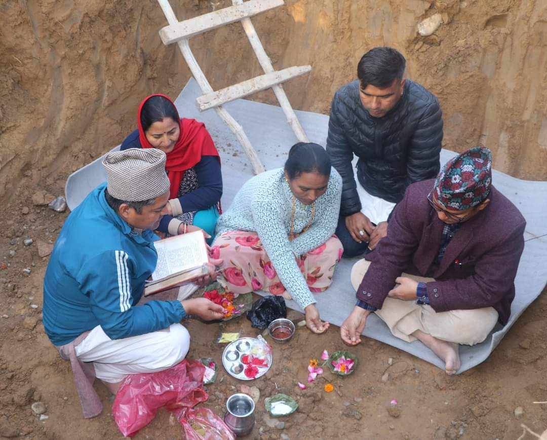 राप्ती गाउँपालिका वडा नं.३ काे वडा कार्यालय भवनकाे शिलान्यास