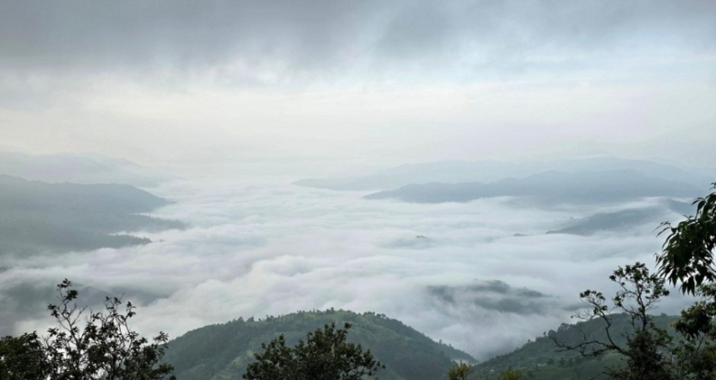 पहाडी क्षेत्रमा आज मौसम आशिंक बदली : १/२ ठाउँमा हल्कादेखि मध्यम वर्षाको सम्भावना