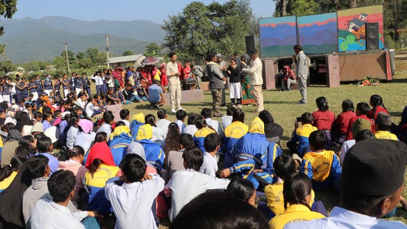 राप्तीमा प्राकृतिक प्रकोपबाट बच्न कचहरी नाटक “लय प्रकृतिको” प्रदर्शन