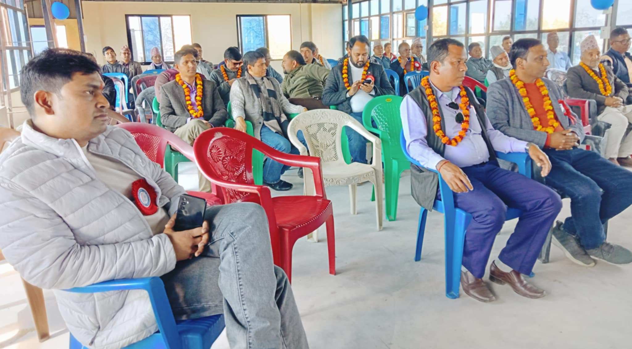 सिसहनियाँ उवा संघमा अध्यक्ष बाहेक सम्पूर्ण पदमा निर्विरोध निर्वाचित