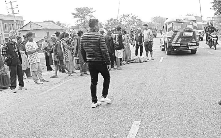 देउखुरीको मसुरीयामा मोटरसाइकलको ठक्करबाट घाइते चाैधरीको उपचारका क्रममा मृत्यु