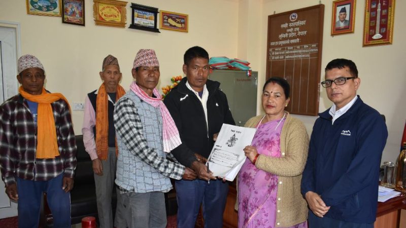 मुक्त कमैया समाज दाङद्धारा देउखुरीकाे लमही, गढवा र राप्तीलाई बुझायो १३ बुँदे ज्ञापन—पत्र