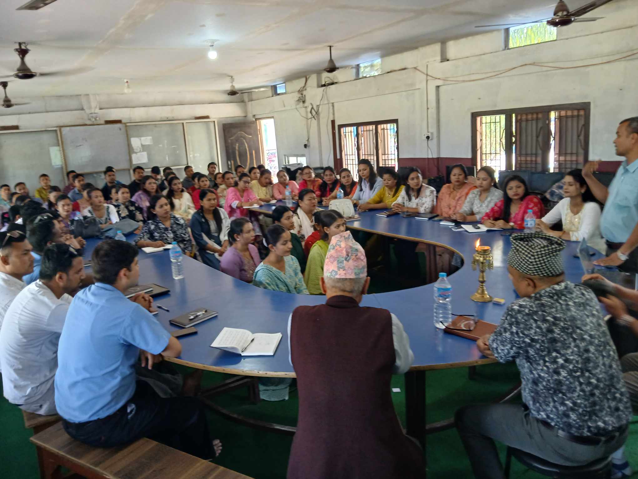 गोरखा मोडल स्कुल लमहीमा शिक्षक अभिमुखीकरण