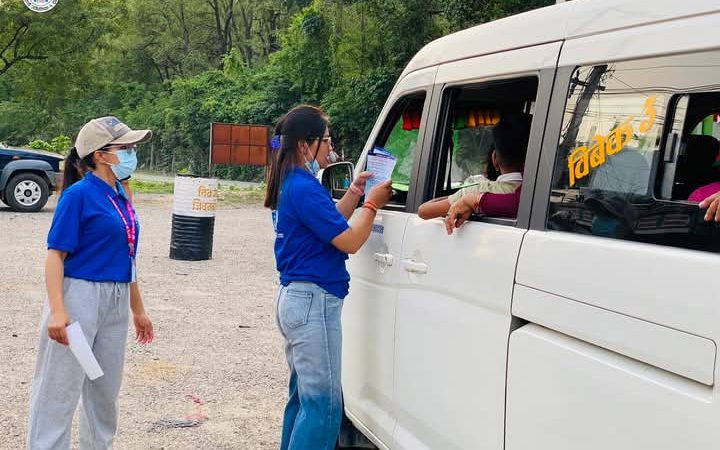 सवारीसाधनमा डस्टबिन राखौं, सफा र सुरक्षित यात्रा गरौं : आशाका किरण संस्थाको सरसफाइ सन्देश