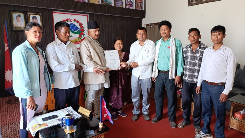 मुख्यमन्त्री सँग मुक्त कमैयाले मागे उच्च शिक्षा अध्ययनका लागि छात्रवृत्ति देखि सिचाई सम्मका योजना