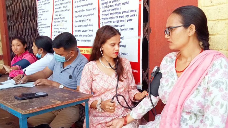 राप्तीमा पाठेघरको मुखको क्यान्सर परिक्षण : निशुल्क जाँच गराउन पाउँदा महिलाहरू खुसी