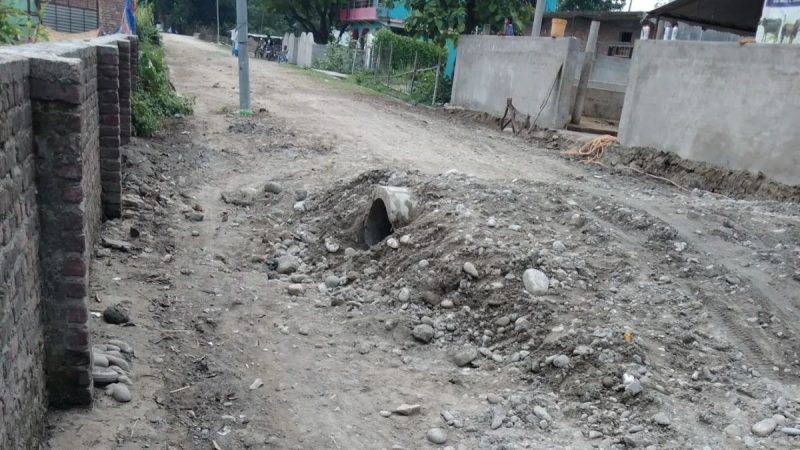 राप्तीकी उपाध्यक्ष चाैधरीकाे सक्रियतामा भगवानपुरकाे बाटाे मर्मत गरियाे