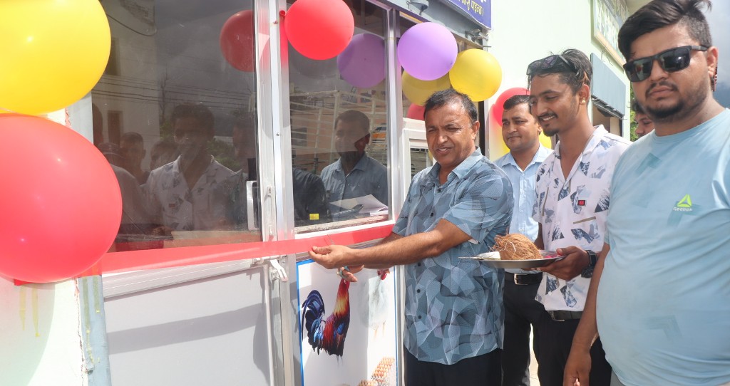 राप्तीका युवाहरू बिस्तारै व्यवसायमा जोडिदै, मौरीघाटमा राप्ती मिट एण्ड सप्लायर्सको उद्घाटन