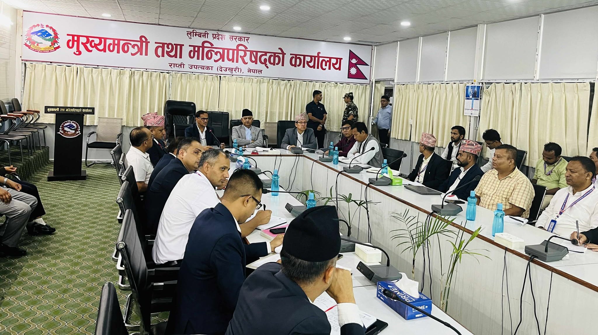 सुशासन र मितव्ययिताको उदाहरण बन्नुपर्नेमा मुख्यमन्त्री आचार्यको जोड