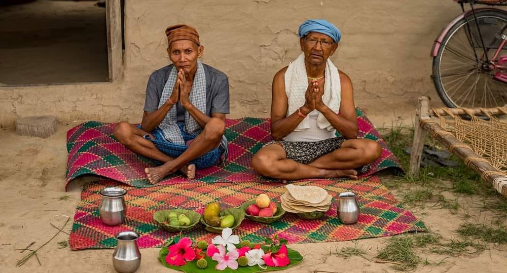 अट्वारी पर्व मनाउन थारू समुदायमा २ धार : देउखुरीका थारुहरुले भदाै १५ गते मनाउँदै