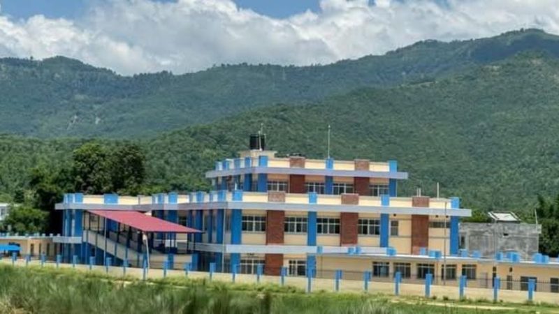 राप्ती आधारभूत अस्पतालमा सेवाग्राहीको चाप बढ्दै, सामान्य प्रकारको शल्यक्रिया गर्ने तयारी