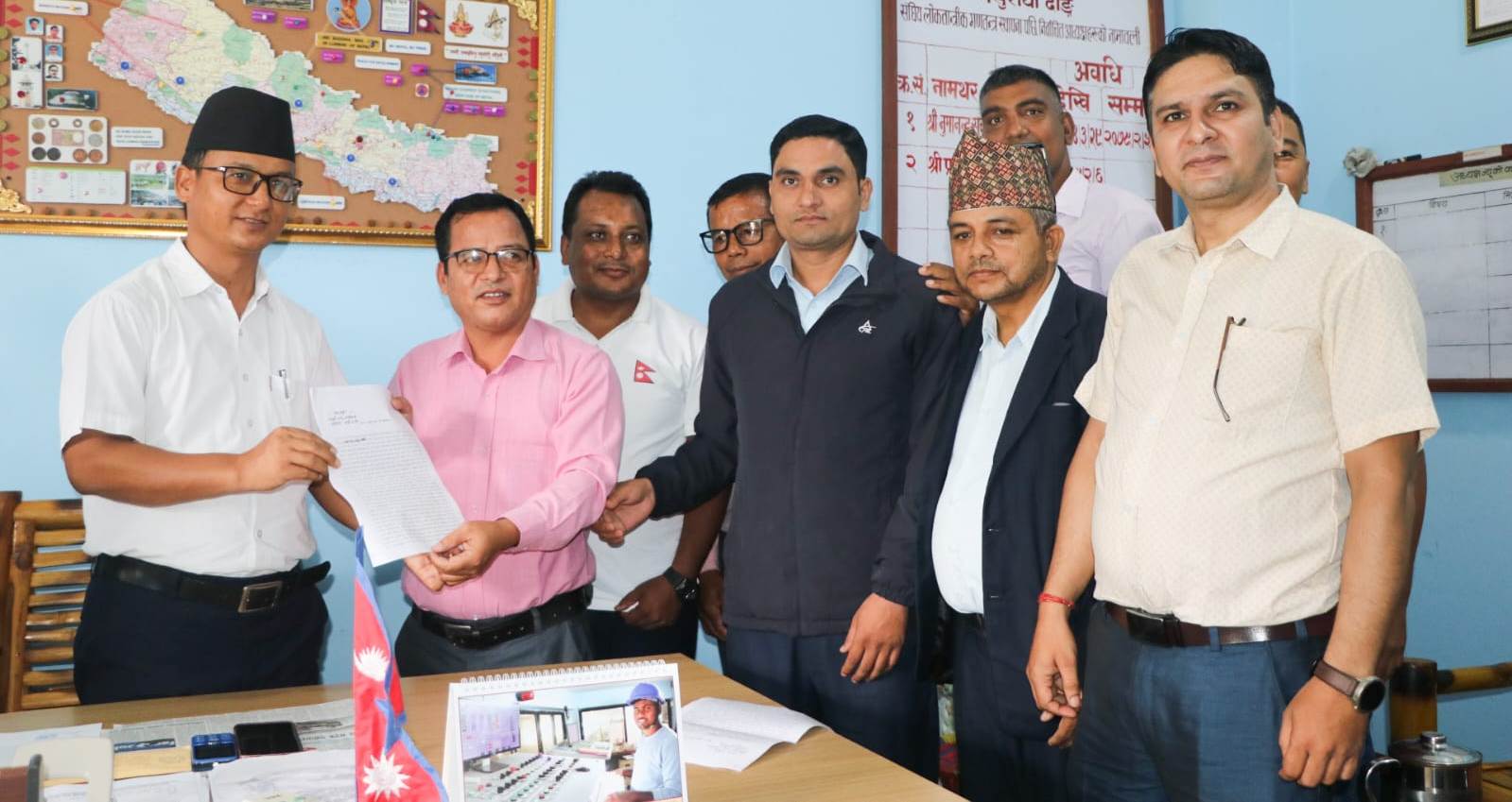 शिक्षा विधेयकको विरोधमा प्याब्सन र एन प्याब्सन राप्तीले गाउँपालिकामा बुझाए ज्ञापनपत्र