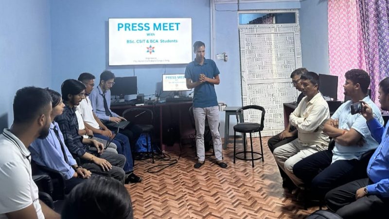 दाङमा आईटी पढ्दै कमाउँदै महेन्द्र बहुमुखी क्याम्पसका विद्यार्थी