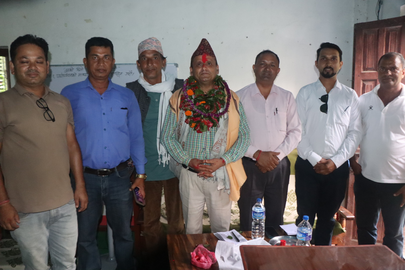 डिभिजन वन कार्यालय देउखुरीका प्रमुख पंङ्गेनीलाई गढवाकाे कुलपानीमा स्वागत