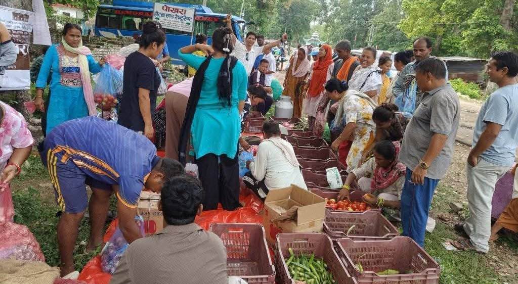 दाङको कोइलाबासमा हाट बजार सुरु : भारतीय नागरिकलाई समेत राहत हुने विश्वास