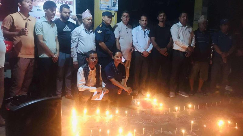 राप्ती प्रेस मञ्चले सिसहनियाँमा दिप प्रज्वलन गरी संविधान दिवस मनायो