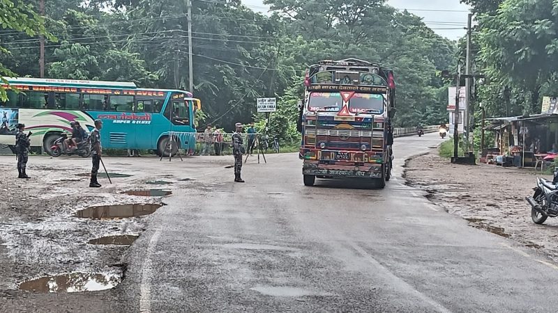 विभिन्न कारागारबाट भागेका १६ जना कैदीबन्दीहरू लमहीबाट पक्राउ