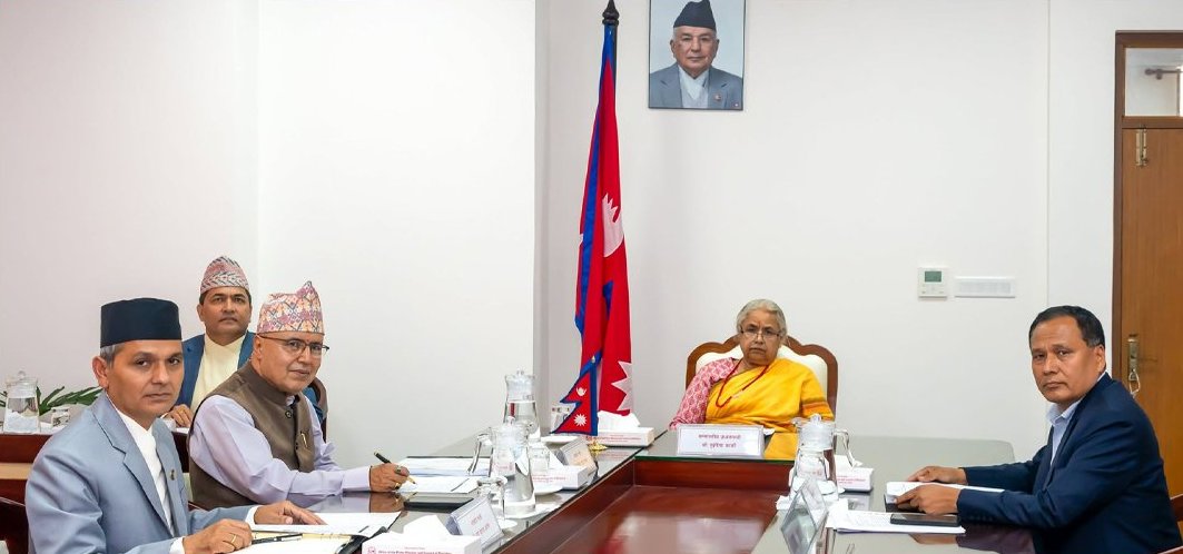 राष्ट्रपतिद्वारा ५ मन्त्री नियुक्त : सञ्चारमन्त्रीमा पत्रकार खरेल, ९ सदस्यीय मन्त्रिपरिषद् बन्यो