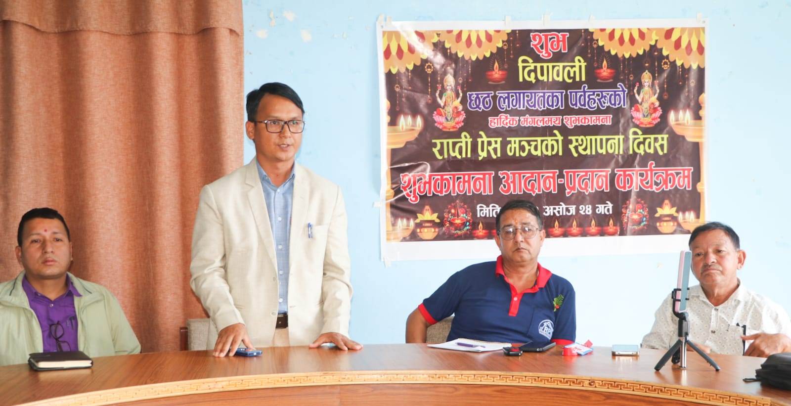 पत्रकारहरूले पत्रकारिताको धर्म निभाउनु पर्छ : अध्यक्ष विष्ट