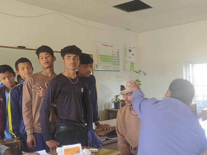 गढवामा विद्यालय स्तरीय कुष्ठरोग स्क्रिनिङ कार्यक्रम सुरु