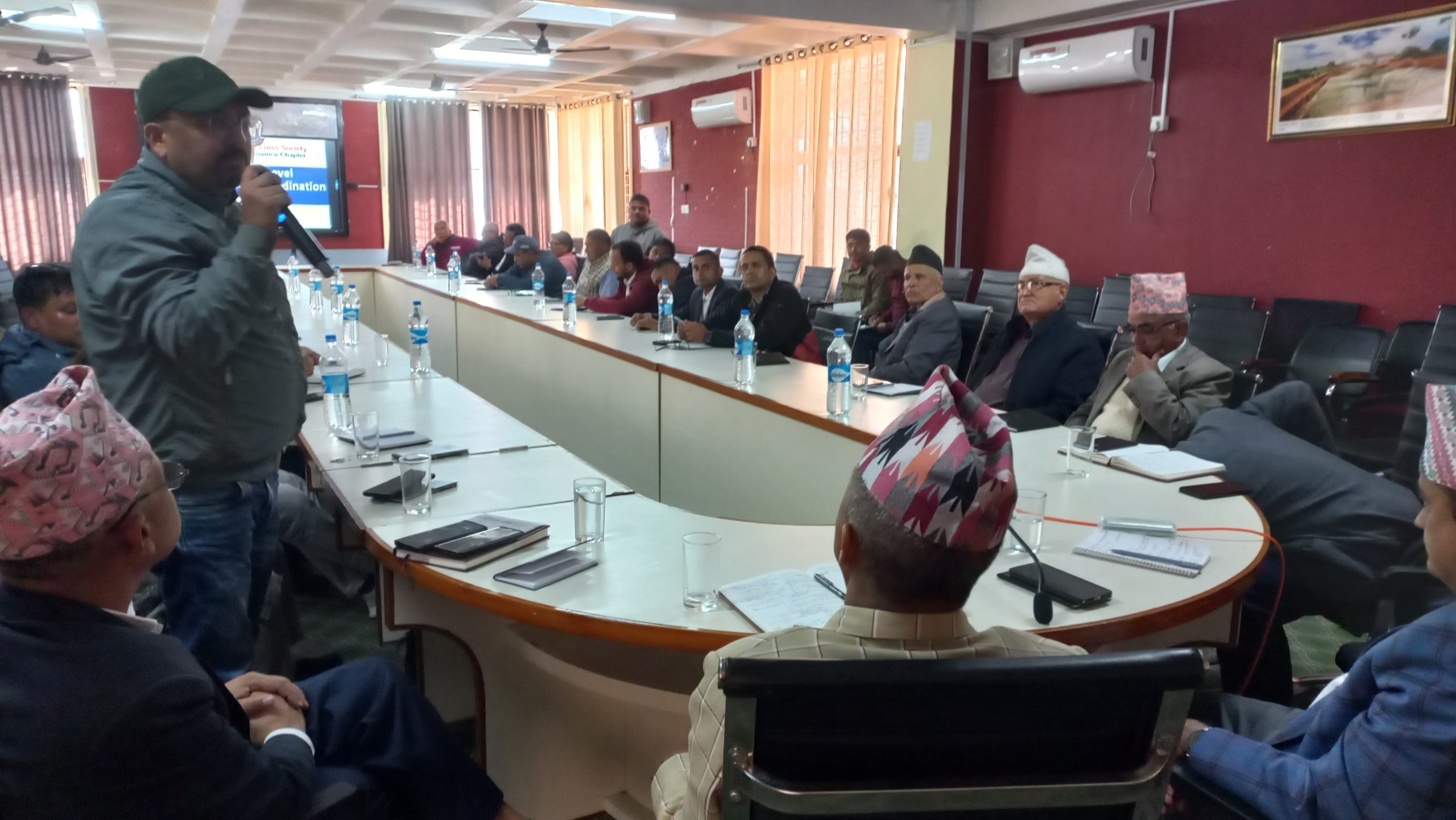 रेडक्रस लुम्बिनी प्रदेशको आयोजनामा सरोकारवाला सँगको बैठक सम्पन्न 