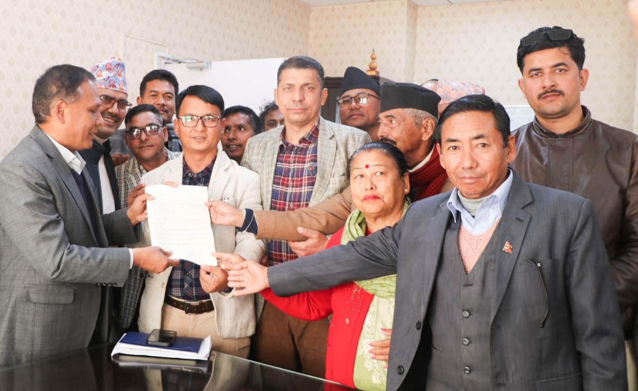 धानखोला–लमही सडक हाल स्वीकृत डिजाइन अनुसार परिवर्तन गर्न सम्भव छैन् : मन्त्री घिसिङ