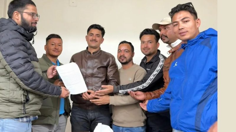 दुई लेन सडक परियोजना तत्काल खारेज नगरिए पुस ७ गते देखि सरकारी सवारी साधन चल्न नदिने