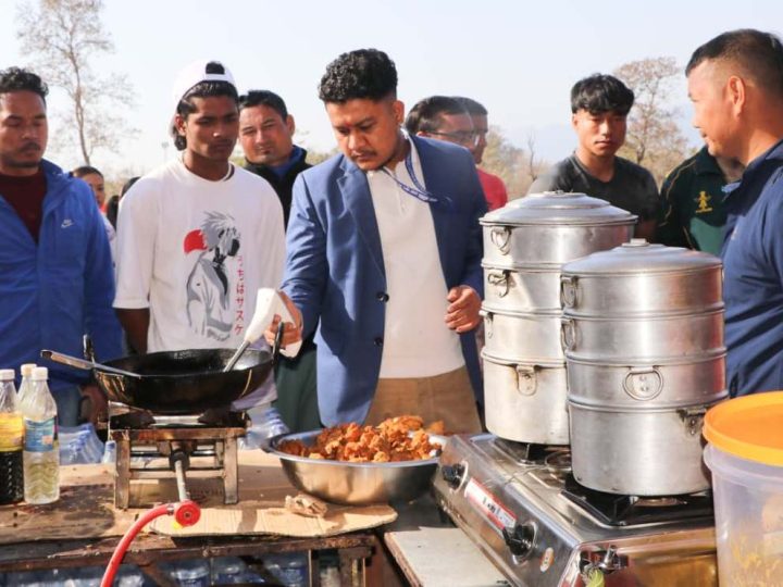 लालमटिया महोत्सवमा खाद्यकाे अनुगमन : अटेरी गरी नियम उल्लङ्घन गरेमा कडा कारवाही गरिने