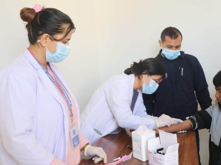 राप्तीमा वृहत सिकलसेल जाँच शिविर : ५ सय बढीले लिए स्वास्थ्य सेवा