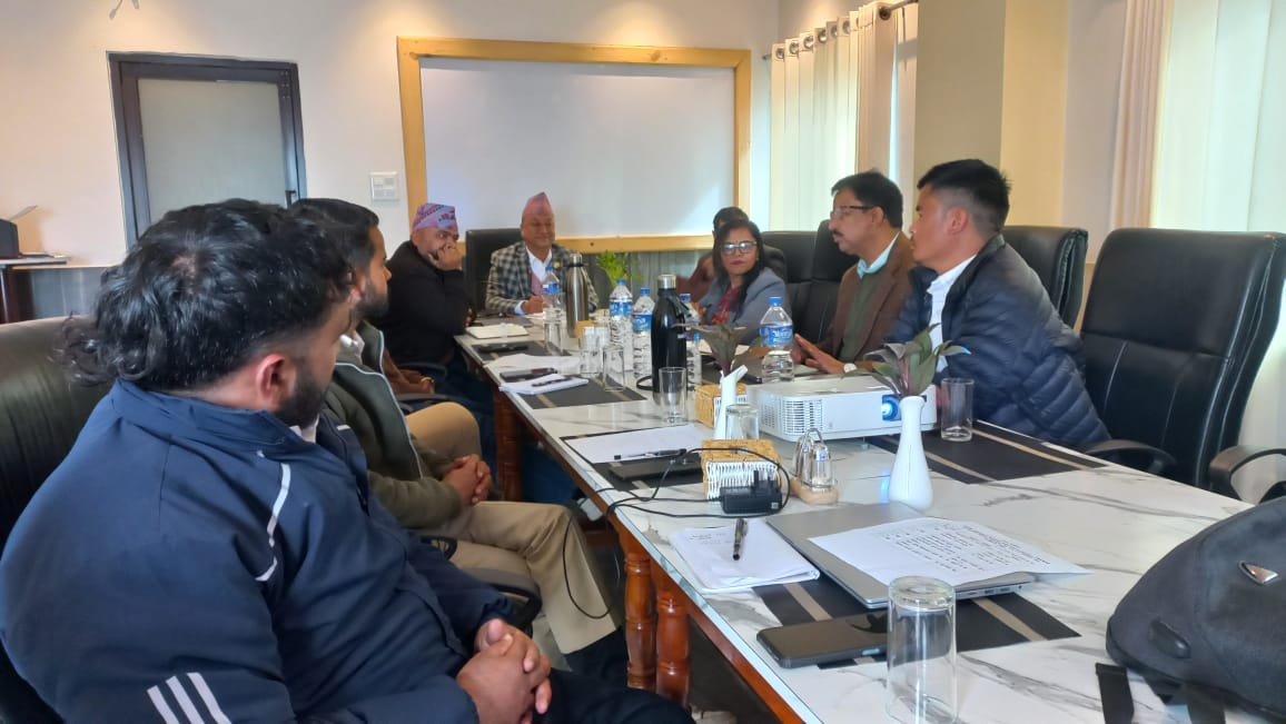 अर्थतन्त्र बलियो बनाउन बहुपक्षीय सहकार्य आवश्यक : देउखुरीमा प्रदेशस्तरीय छलफल