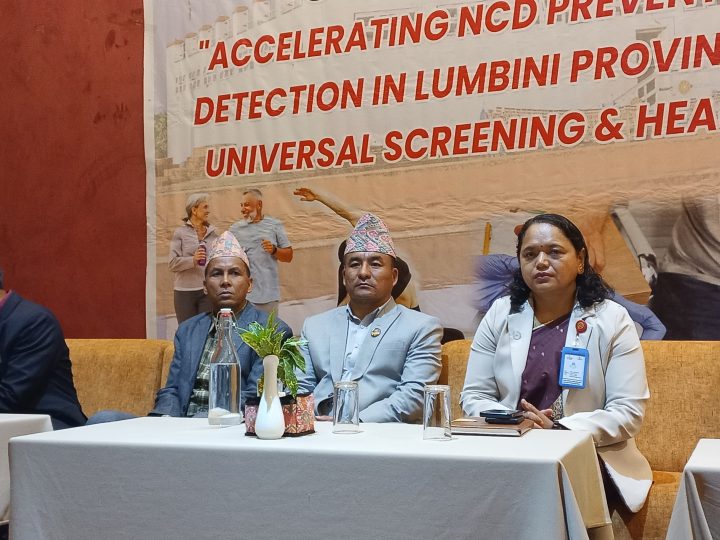 नसर्ने रोगको रोकथामका लागि सचेतना सँगै समुदाय स्तरमा स्क्रिनिङ गरिरहेका छाै‌ :  मन्त्री सारू