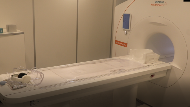 दाङको संजीवनी शिक्षण अस्पतालमा नेपाल मै पहिलो पटक हिलिएम फ्री एमआरआइ सेवा शुरु