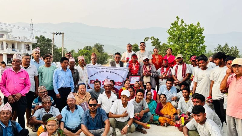 ६ महिना अगावै बन्यो दोलाई खोलामा पुल : कम्पनीलाई स्थानीयहरुद्धारा नागरिक अभिनन्दन