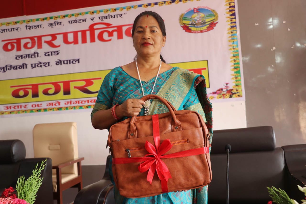 लमही नगरपालिकाको ९८ करोड बढीको बजेट प्रस्तुत : शिक्षा, कृषि, पर्यटन र पूर्वाधारलाई प्राथमिकता