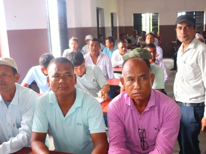 राप्तीमा विद्यार्थीको सुरक्षाका लागि स्कुल बस चेकजाँच : चालक र सहचालकलाई ट्राफिक शिक्षा
