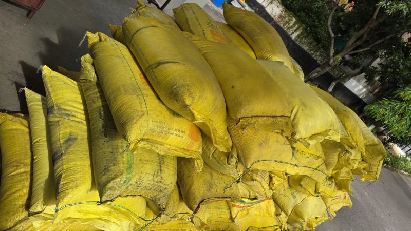 भालुवाङबाट १ लाख बढी मुल्य बराबरकाे ४५ बोरा युरिया मल बरामद